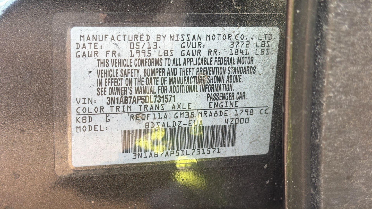 2013 Nissan Sentra (Gray) - LT265