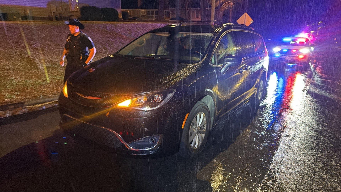 2019 Chrysler Pacifica (Black) - COURT ORDER