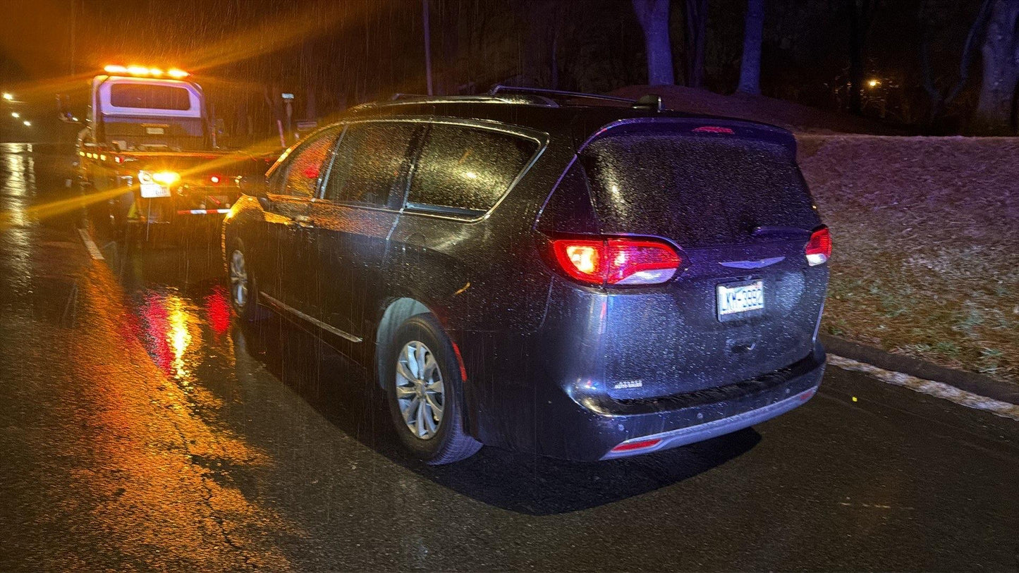 2019 Chrysler Pacifica (Black) - COURT ORDER