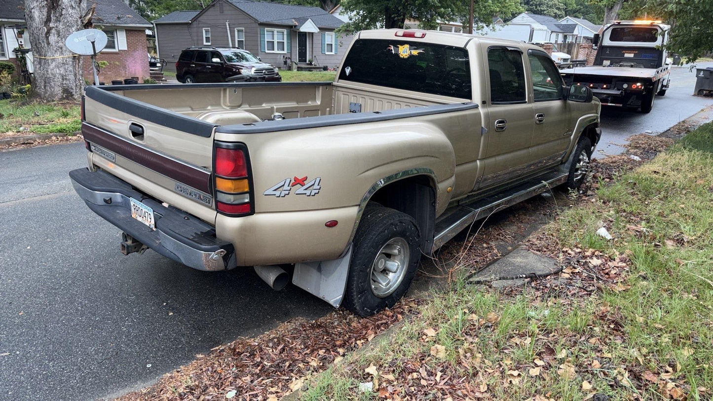 2004 Chevrolet Silverado 3500 (Champagne) - LT-265