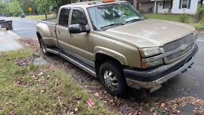 2004 Chevrolet Silverado 3500 (Champagne) - LT-265