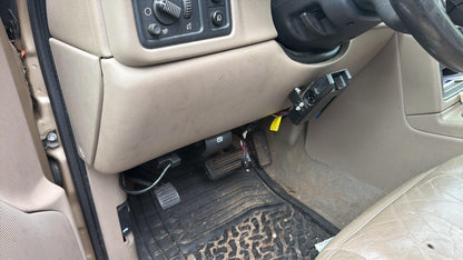 2004 Chevrolet Silverado 3500 (Champagne) - LT-265