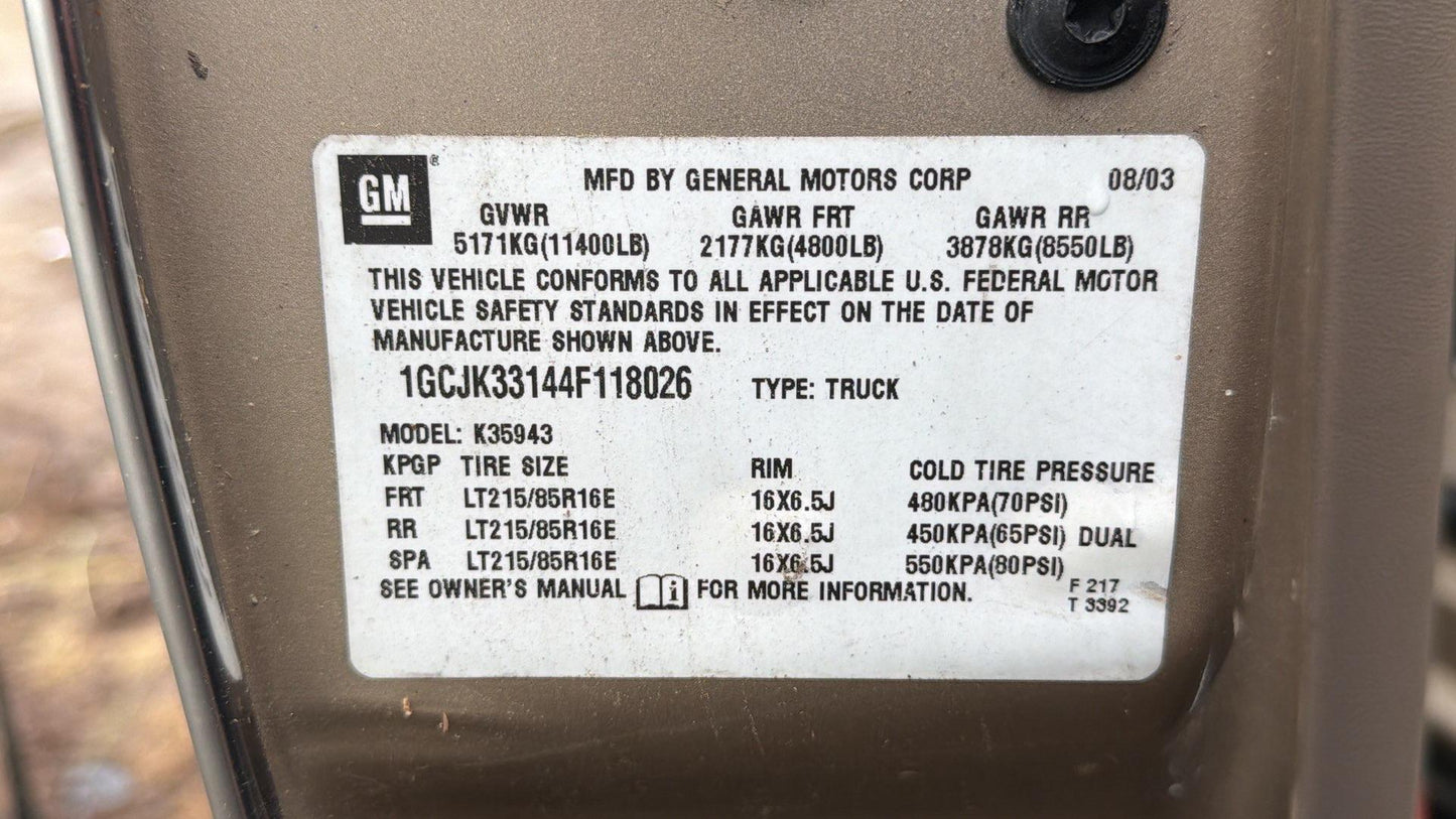 2004 Chevrolet Silverado 3500 (Champagne) - LT-265
