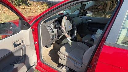 2008 Ford Focus (Red) - TITLE