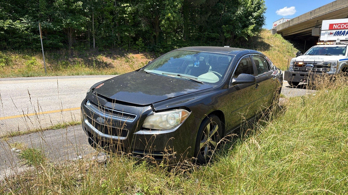 2012 Chevrolet Malibu (Black) - LT-265