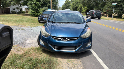 2013 Hyundai ELANTRA (Blue) - TITLE