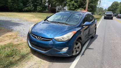 2013 Hyundai ELANTRA (Blue) - TITLE