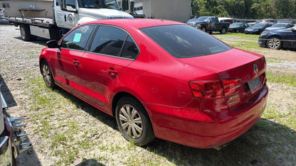 2014 Volkswagen Jetta (Red) - LT-265