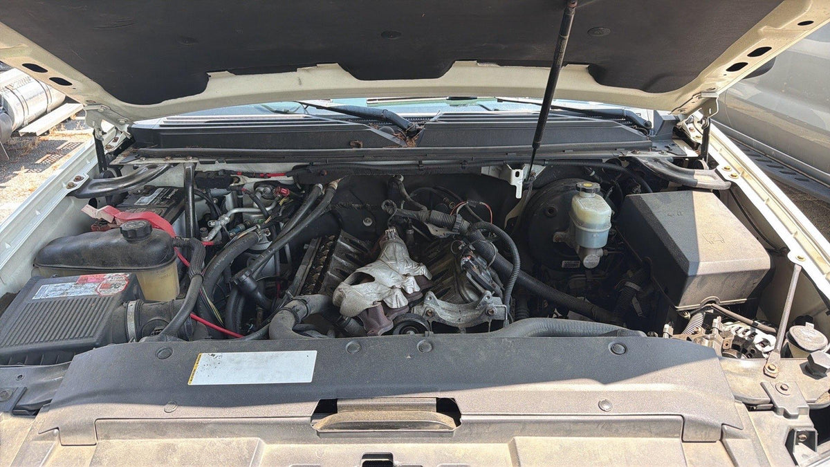 2008 Chevrolet Tahoe (White) - COURT ORDER