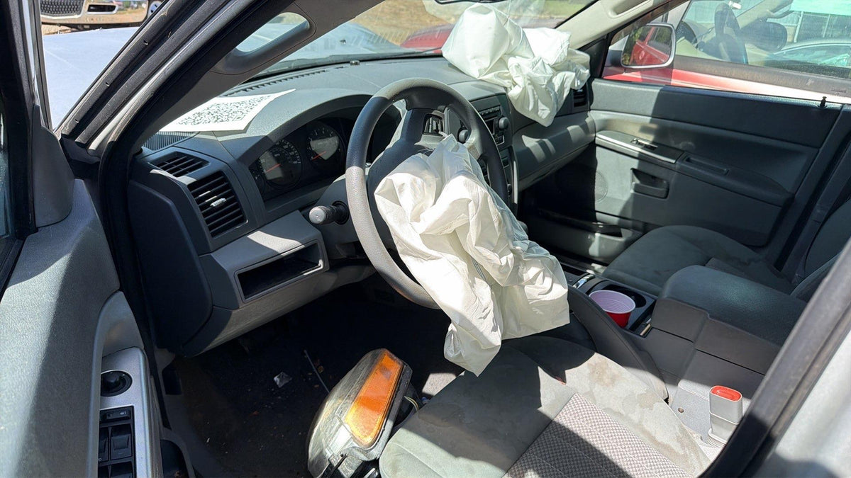 2005 Jeep Grand Cherokee (Gray) - COURT ORDER