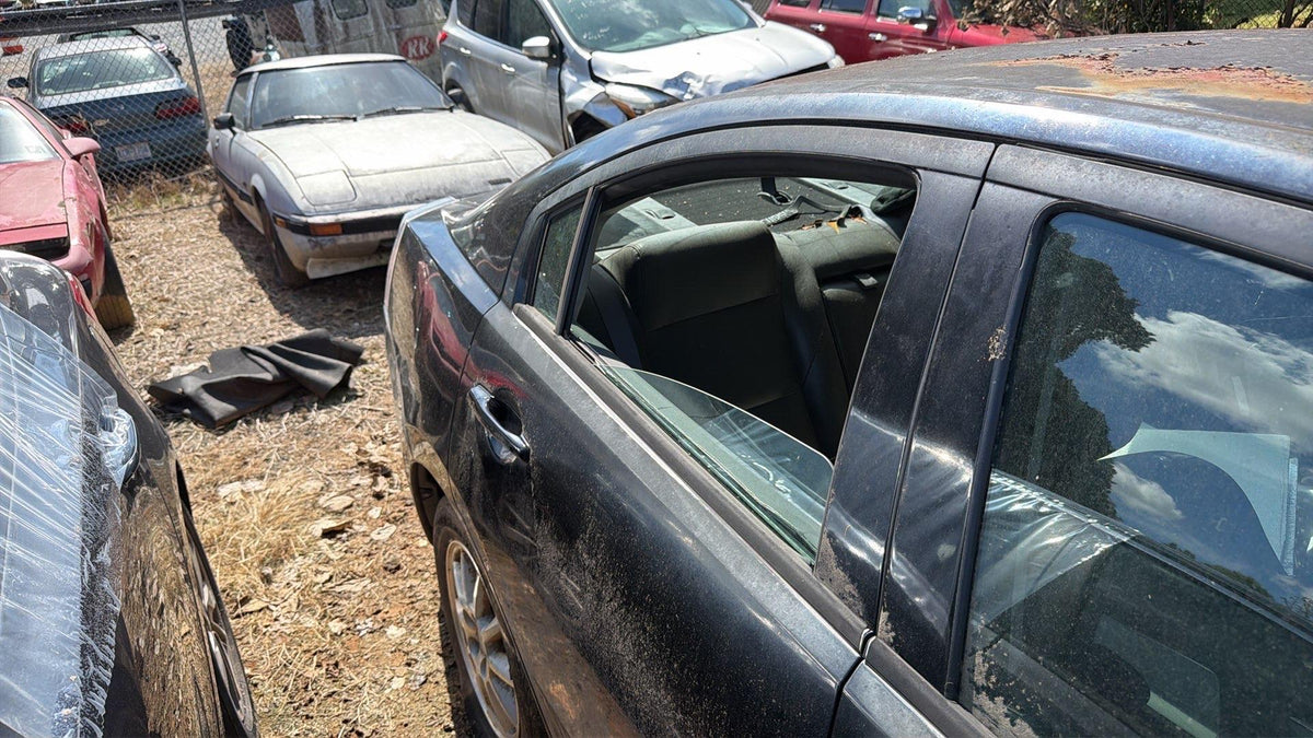 2005 Mitsubishi Galant (Black) - COURT ORDER