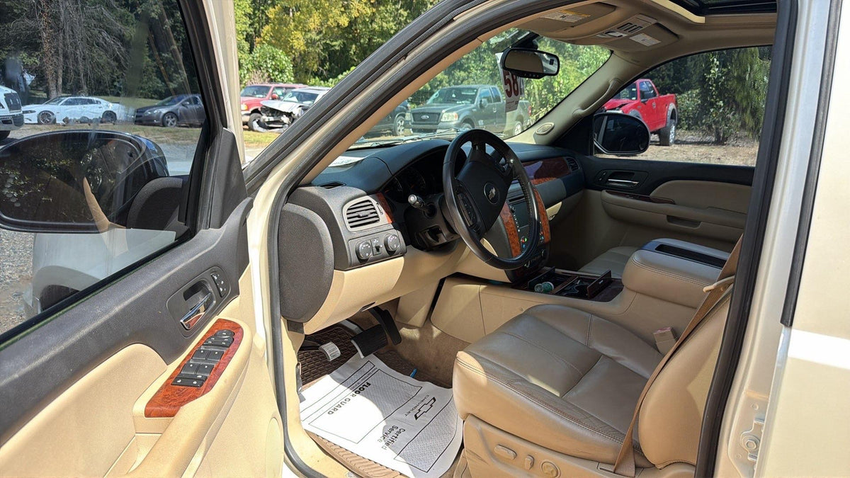 2008 Chevrolet Tahoe (White) - COURT ORDER