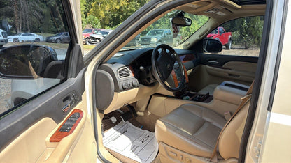 2008 Chevrolet Tahoe (White) - COURT ORDER
